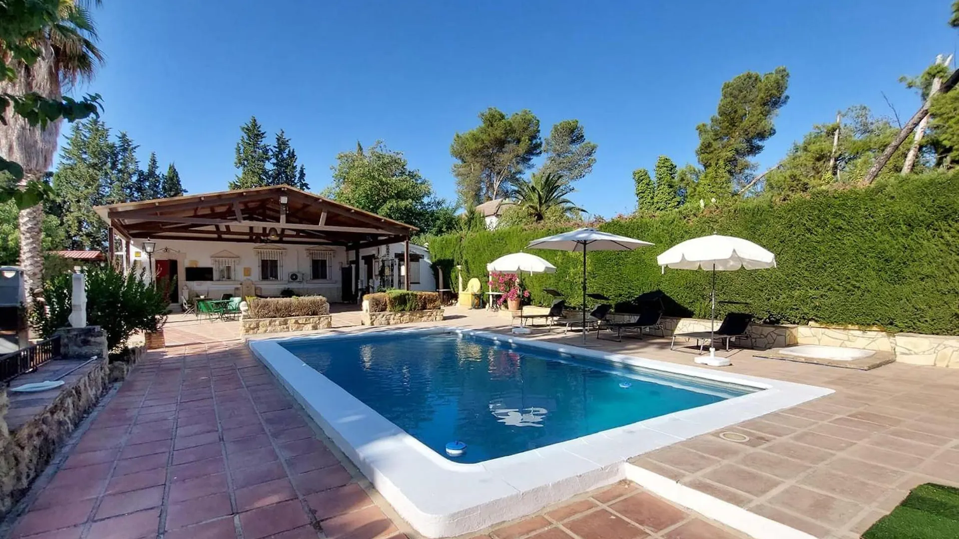 Awesome Home In Montilla With Kitchen